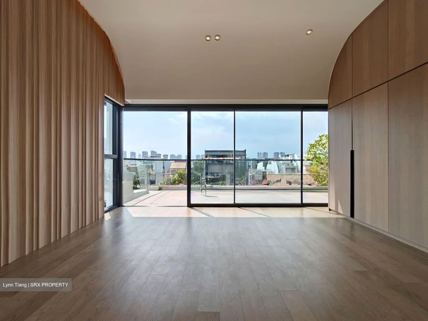Opera Estate (D15), Terrace #610182621
